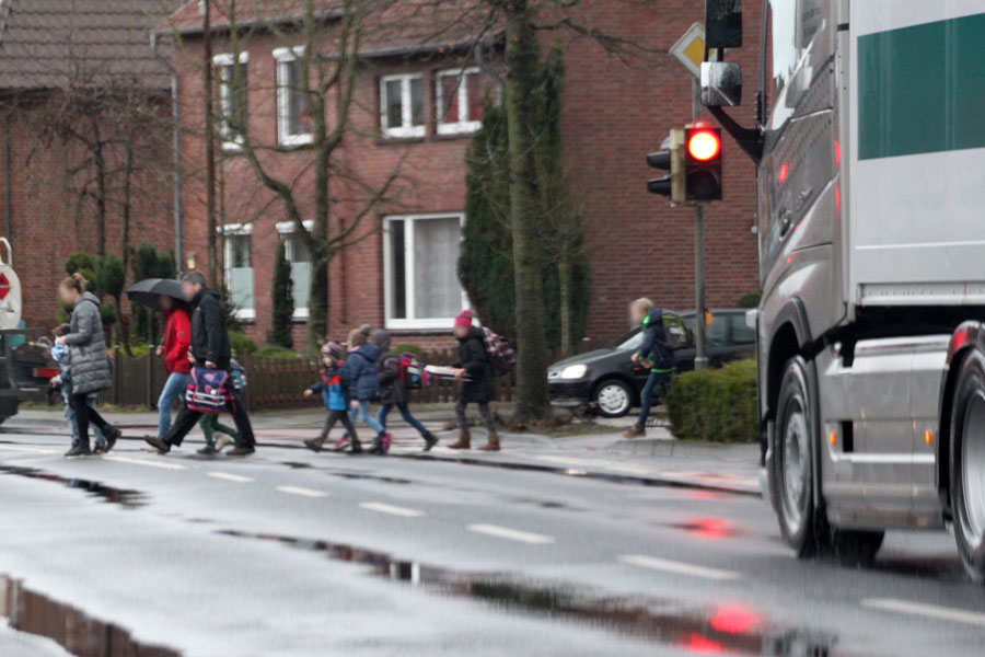 Foto zu Tempo 30 an Grundschule