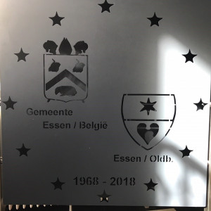 Eintreffen am Rathaus in Essen/Belgien